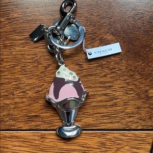 COACH KEYCHAIN